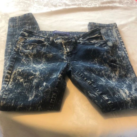 Miley Cyrus MAX AZRA jeans p484 - Picture 1 of 7